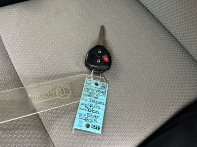 2012 Toyota Yaris LE