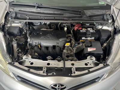 2012 Toyota Yaris LE