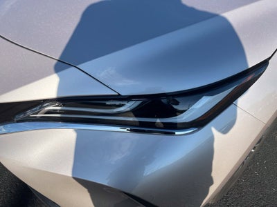 2024 Toyota Venza LE