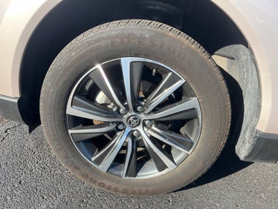 2024 Toyota Venza LE