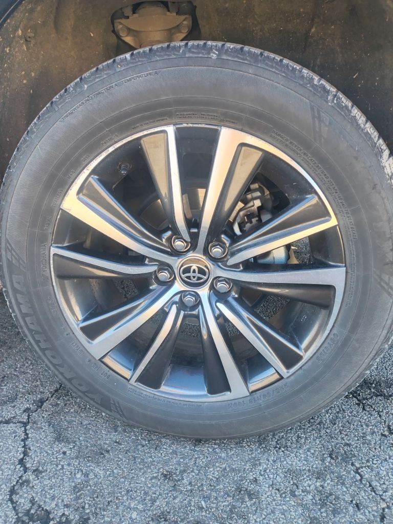 2021 Toyota Venza LE