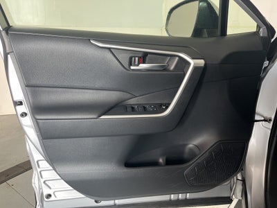 2019 Toyota RAV4 Hybrid XLE