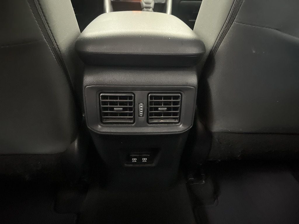 2019 Toyota RAV4 Hybrid XLE
