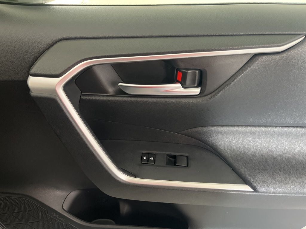 2019 Toyota RAV4 Hybrid XLE