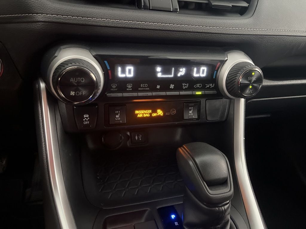 2019 Toyota RAV4 Hybrid XLE