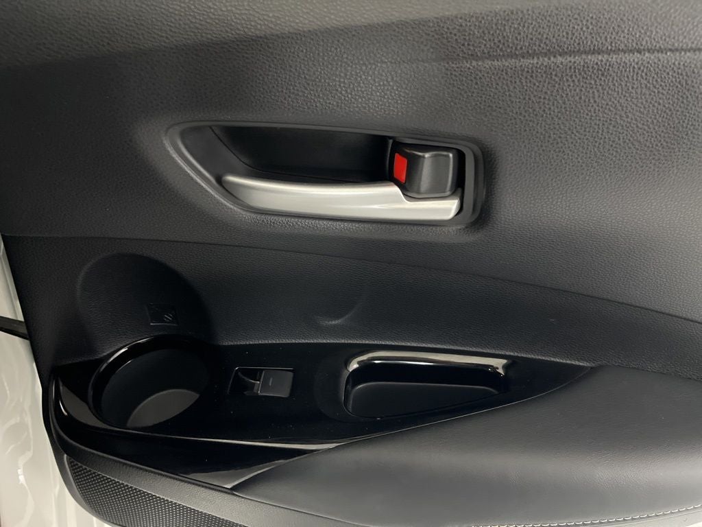 2021 Toyota Corolla Hatchback SE Nightshade Edition