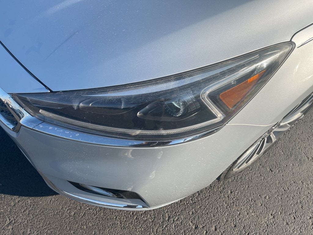 2017 Kia Cadenza Premium