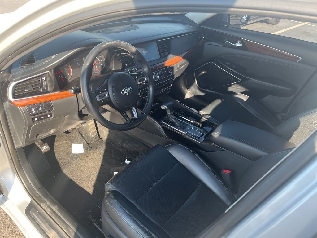 2017 Kia Cadenza Premium