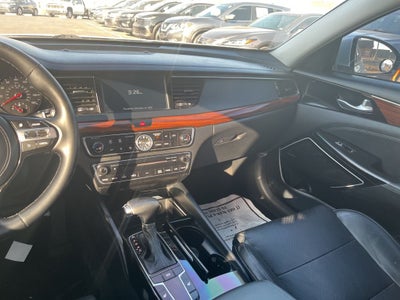 2017 Kia Cadenza Premium