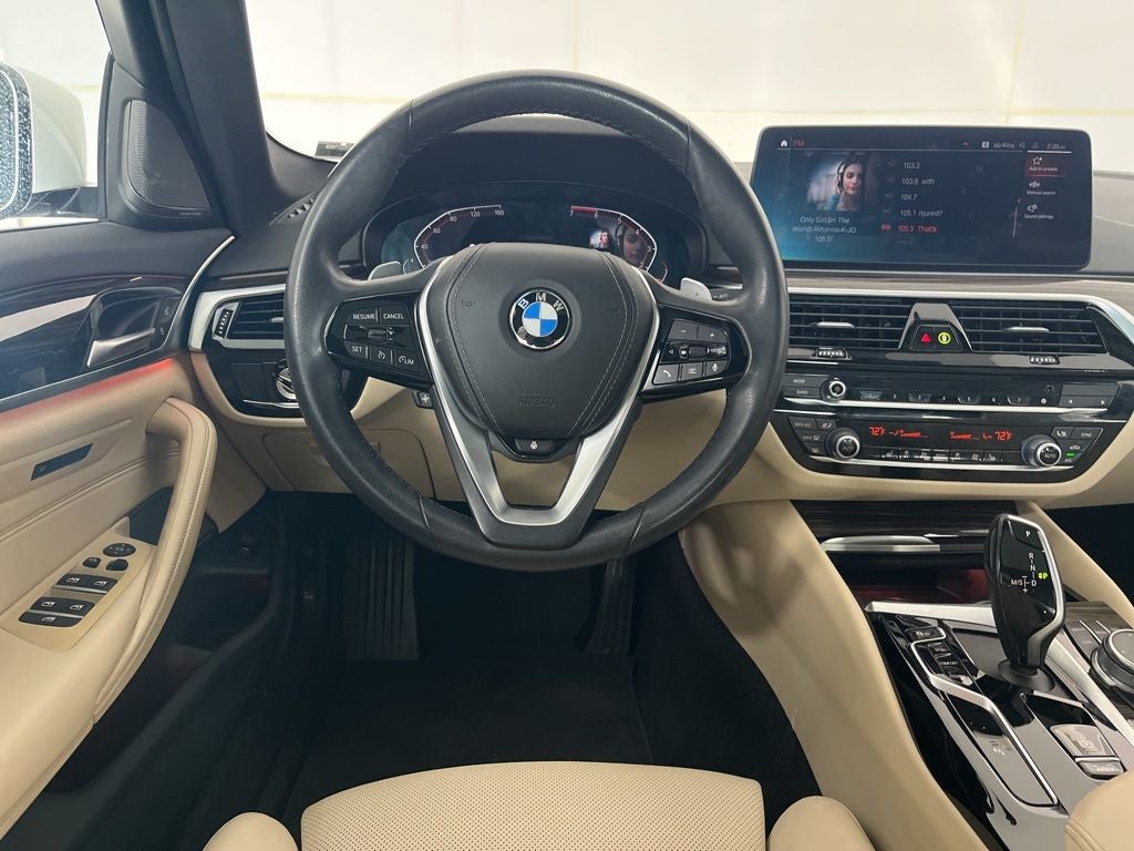 2022 BMW 5 Series 530i - Photo 33