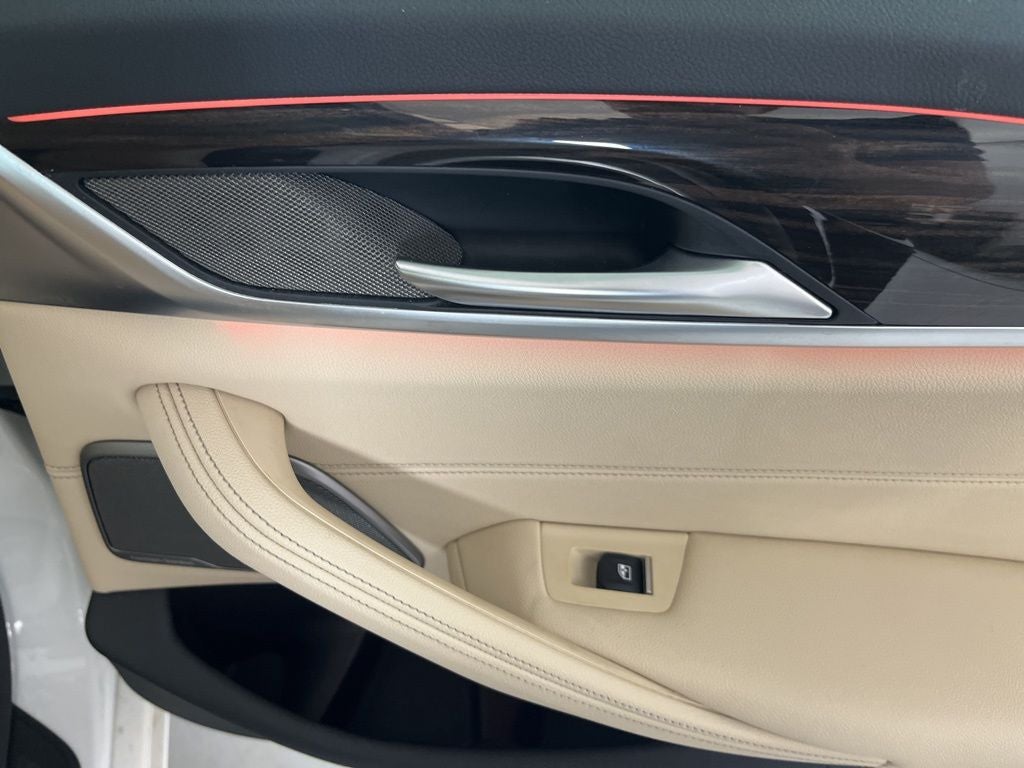 2022 BMW 5 Series 530i - Photo 56