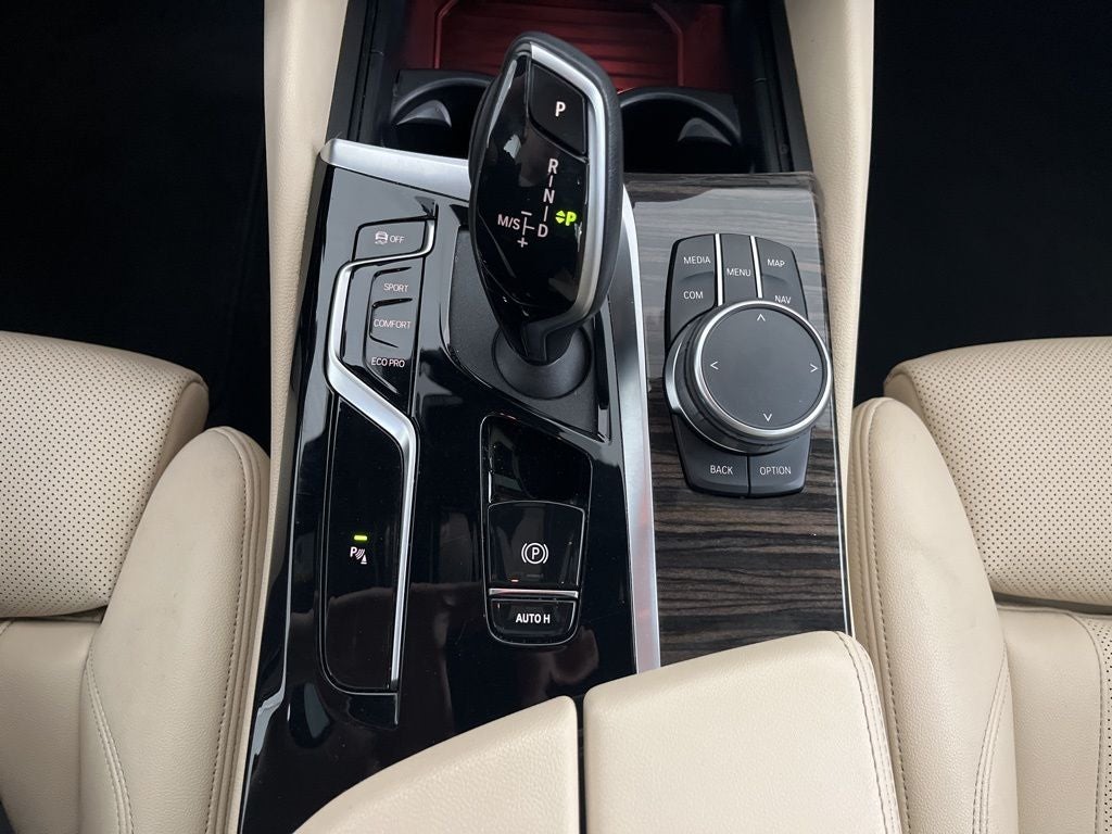 2022 BMW 5 Series 530i - Photo 74