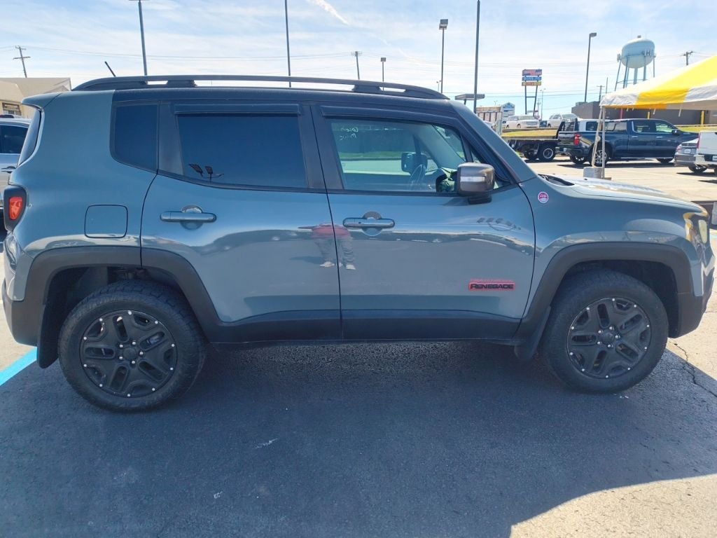2016 Jeep Renegade Trailhawk