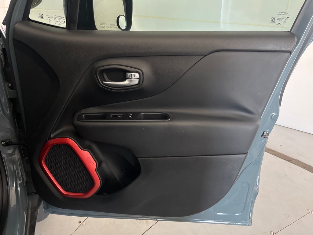 2016 Jeep Renegade Trailhawk