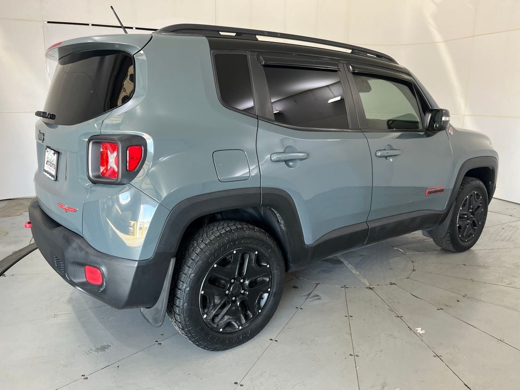 2016 Jeep Renegade Trailhawk