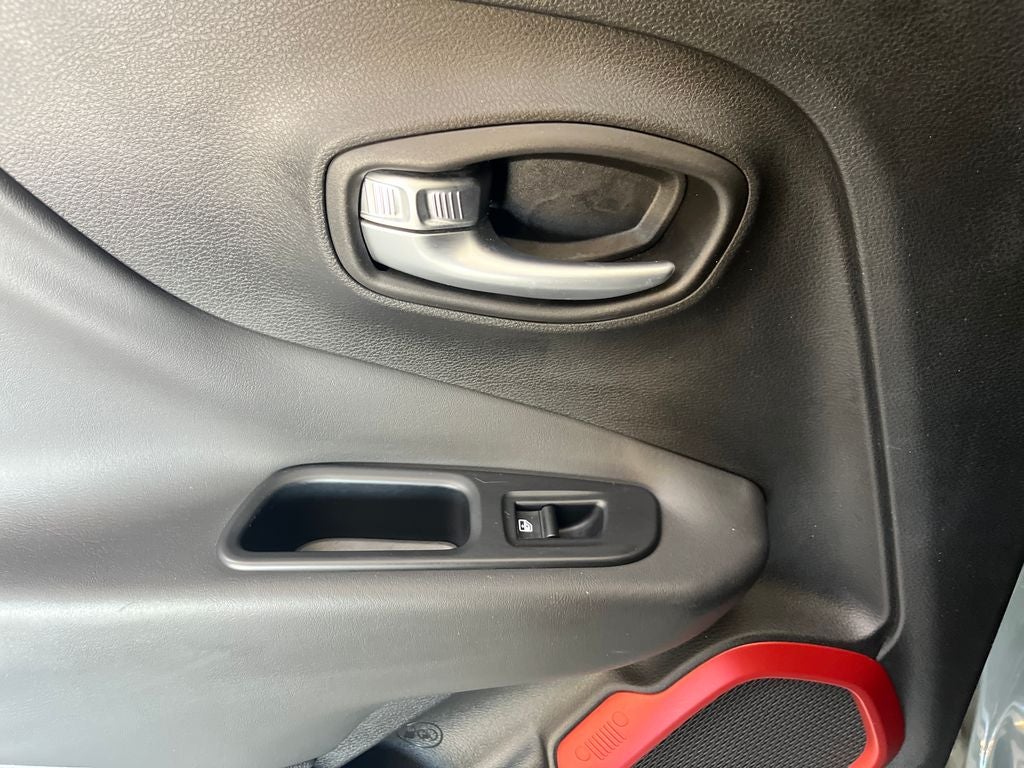 2016 Jeep Renegade Trailhawk