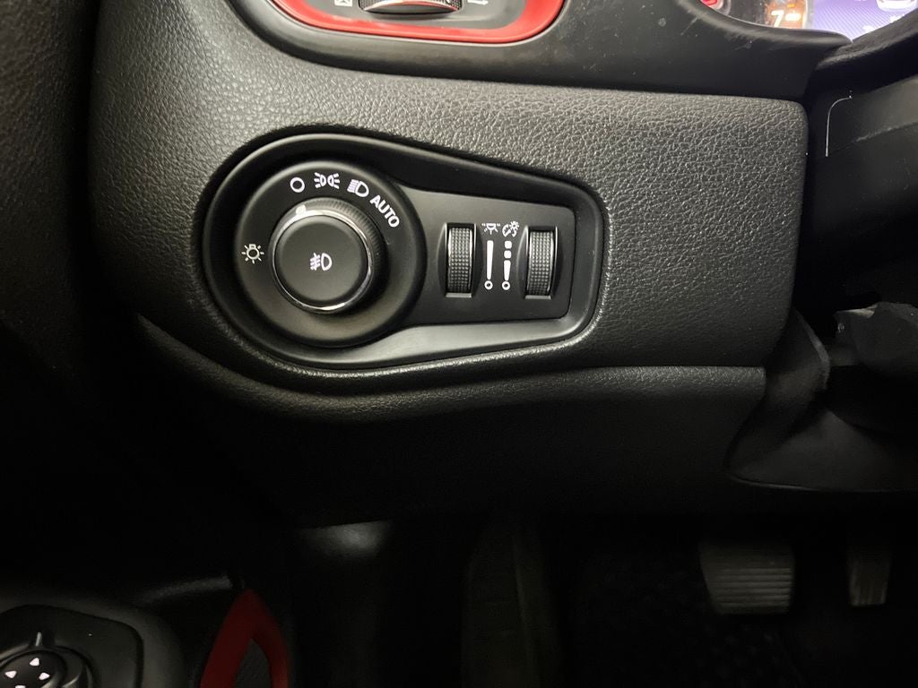 2016 Jeep Renegade Trailhawk