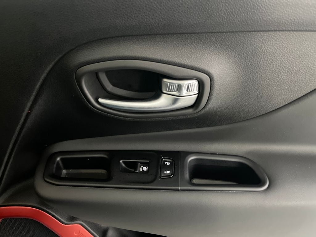 2022 Jeep Renegade Trailhawk